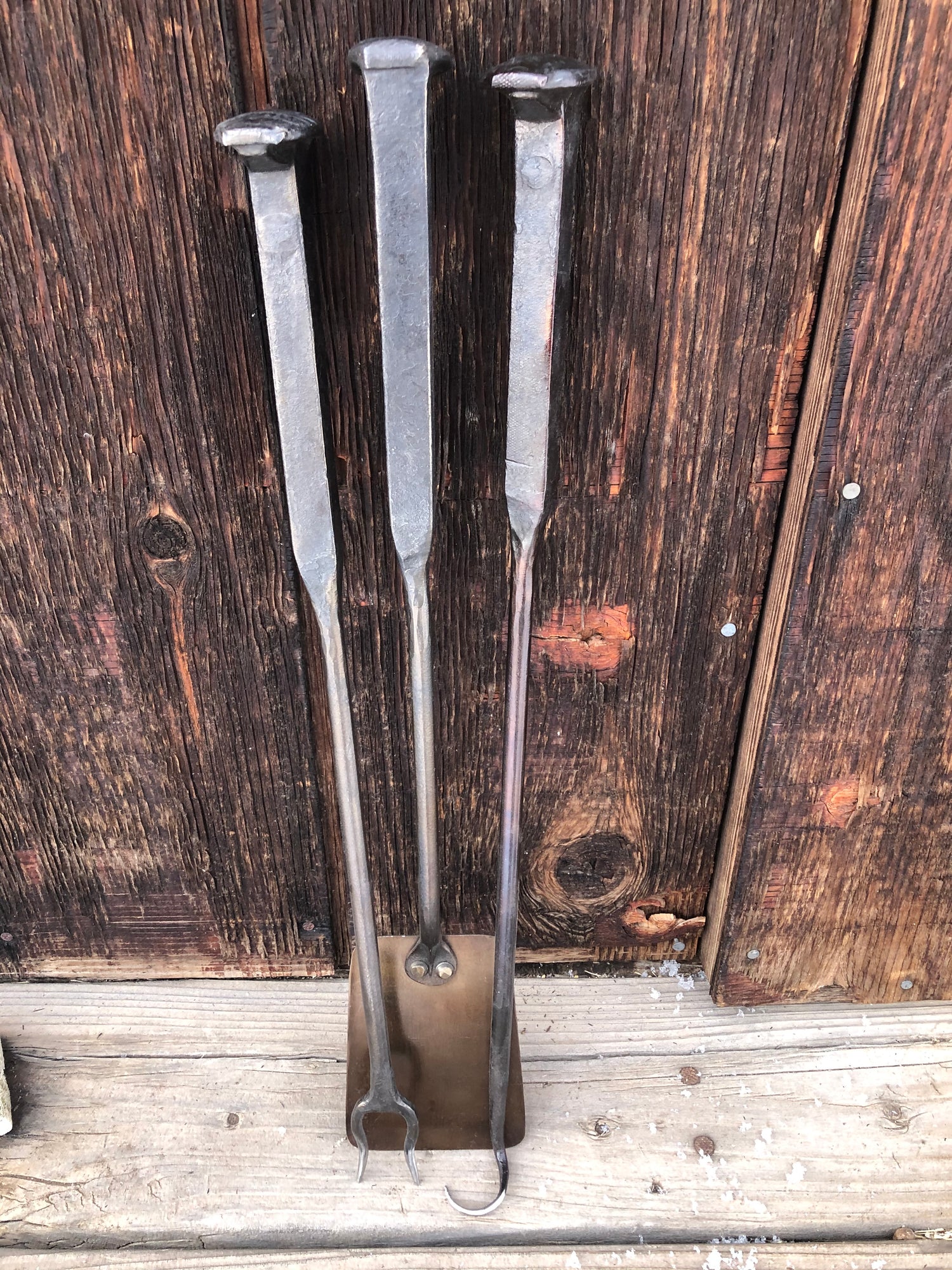 Barbecue set with meat fork, spatula and steak flipper. Straight Railroad spike handles. Treated with vegetable oil. 