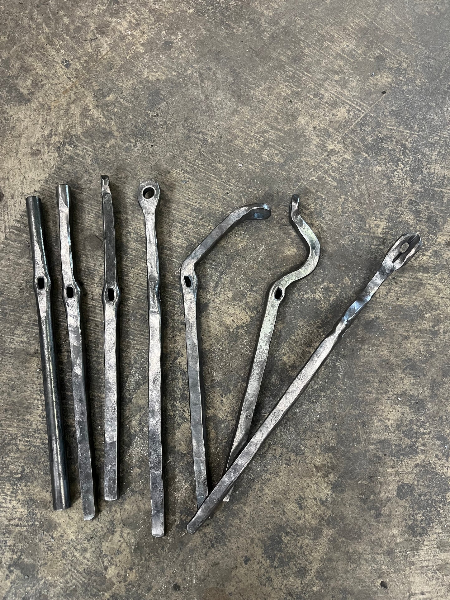 Blacksmith Tong Building Class